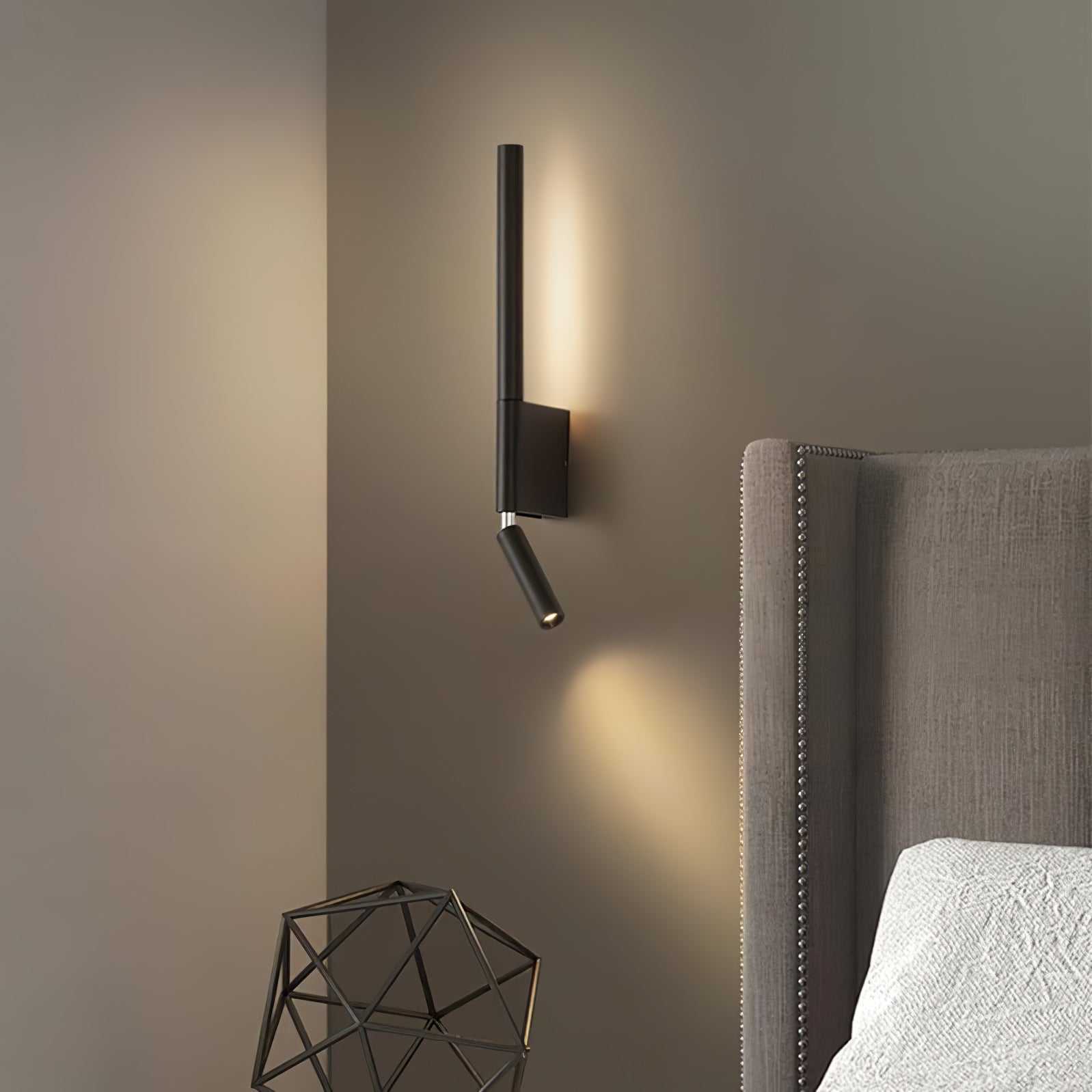 Canut LED Wall Light