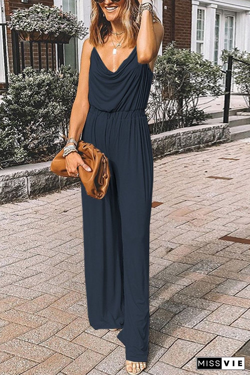 Solid Pleated Suspenders Jumpsuit