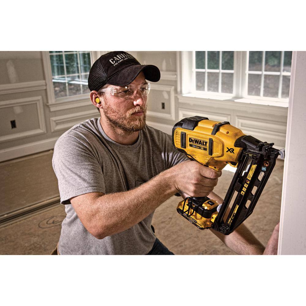 DW 20V MAX 16-Gauge Cordless Angled Nailer Kit and 20V MAX 14 in. Cordless Impact Driver DCN660D1wDCF885B