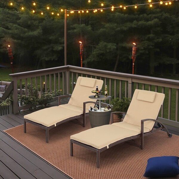 Outdoor Wicker Chaise Lounge