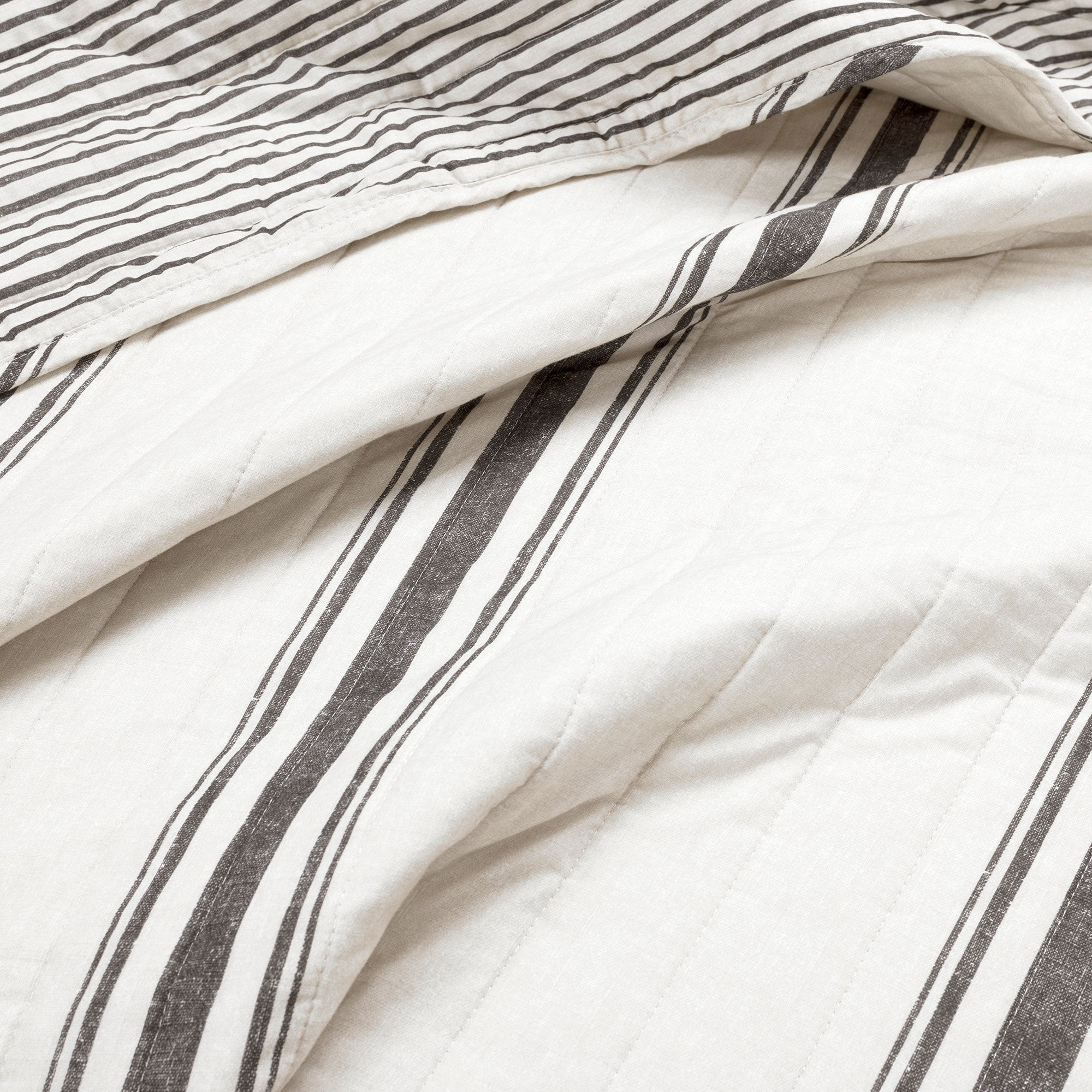 Farmhouse Stripe Reversible Cotton Quilt Set