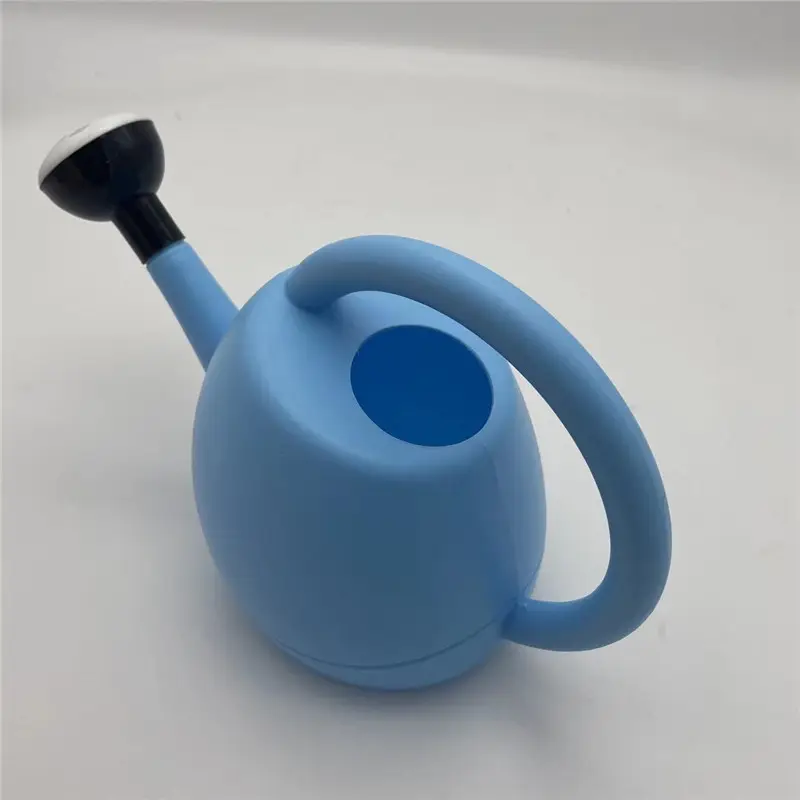 1.5L Good looking with large capacity children watering can Household water bottle