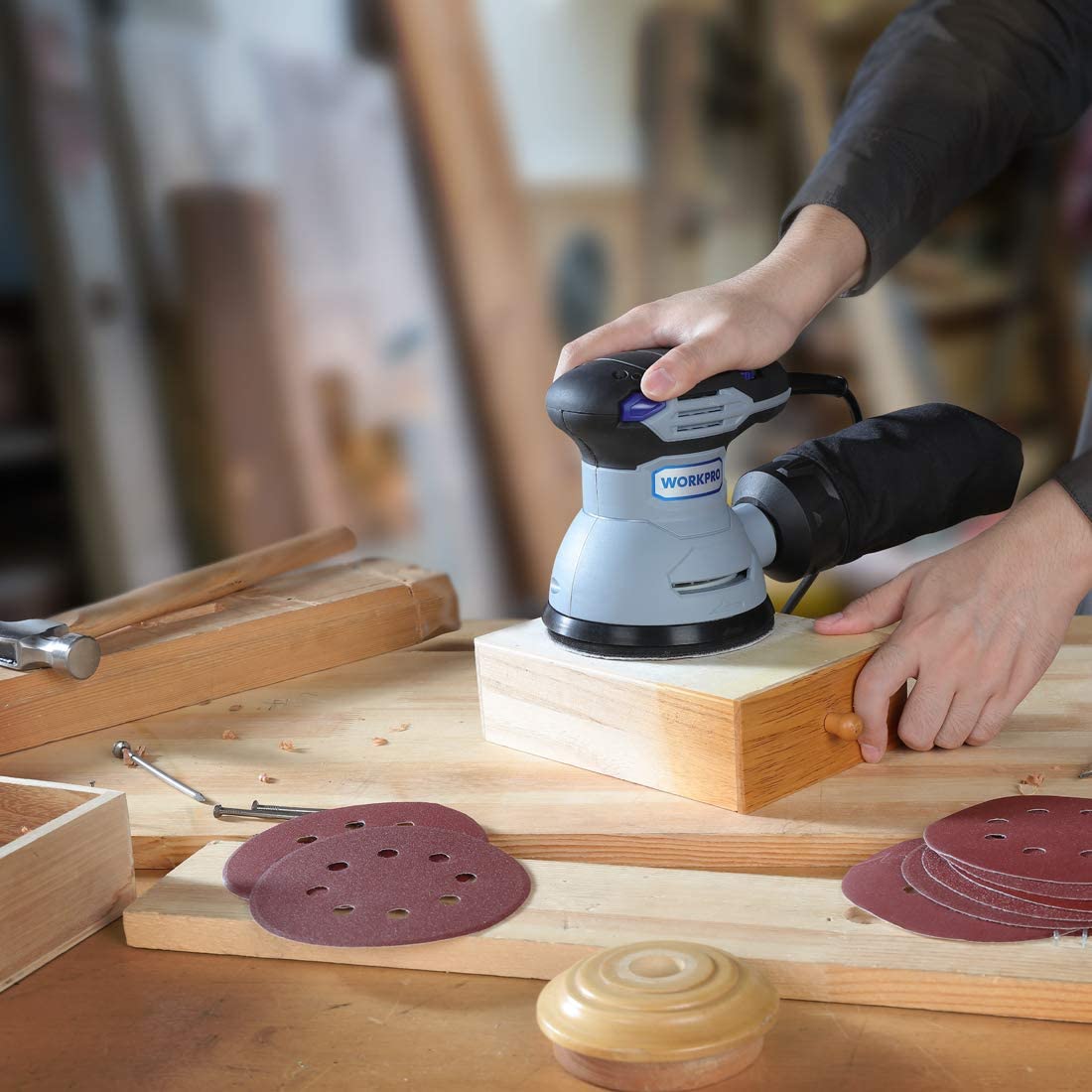 WORKPRO 150-piece Sanding Discs Set