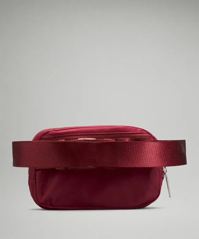 Everywhere Belt Bag