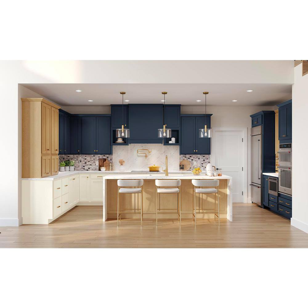 American Woodmark 3-34-in. W x 3-34-in. D x 964-in. H Finish Chip Cabinet Color Sample in Painted Navy 98109