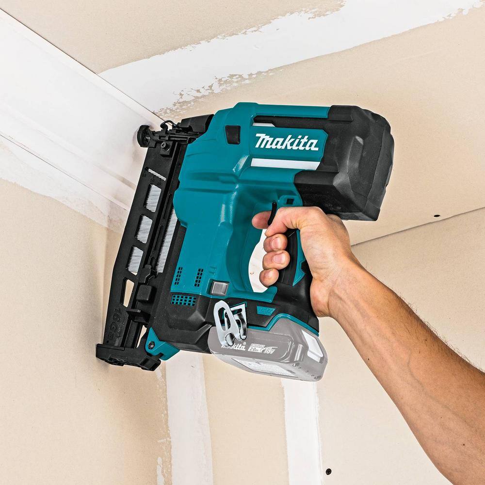 Makita 18V LXT Lithium-Ion 16-Gauge Cordless 2-12 in. Straight Finish Nailer (Tool Only) XNB02Z