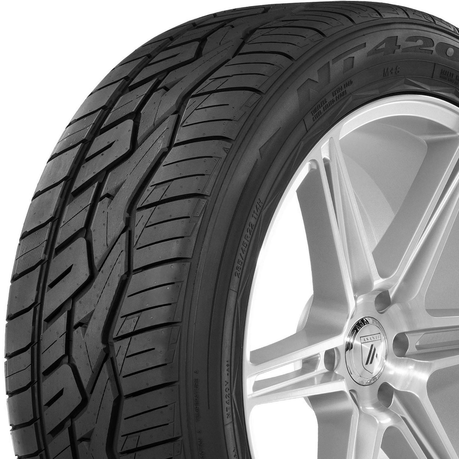 Nitto NT420V All Season 275/55R20 117H XL Light Truck Tire