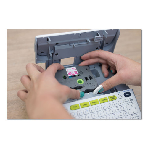 Brother PT-D400AD Versatile， Easy-to-Use Label Maker with AC Adapter， 5 Lines， 7.5 x 7 x 2.88