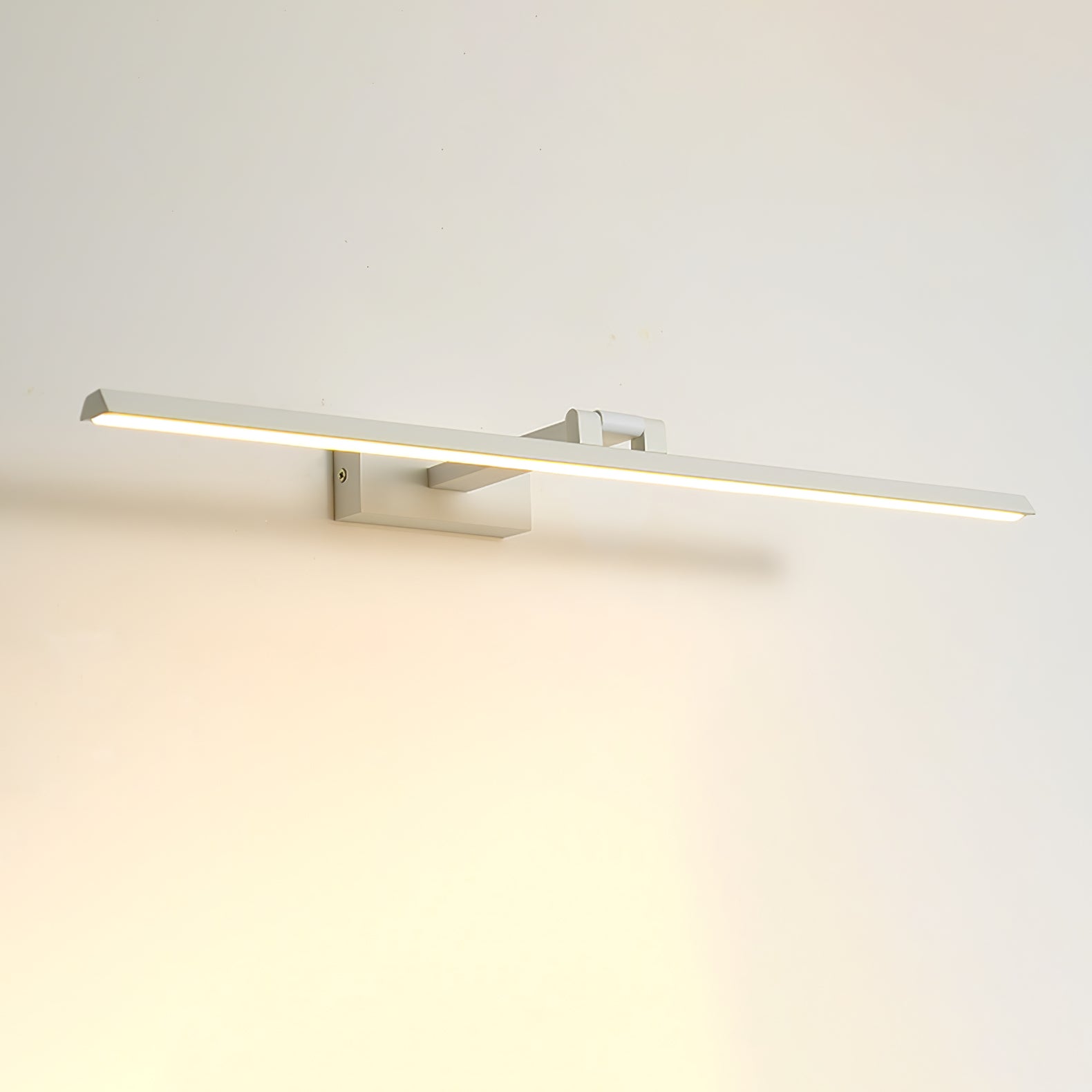 Linear Bathroom Wall Lamp