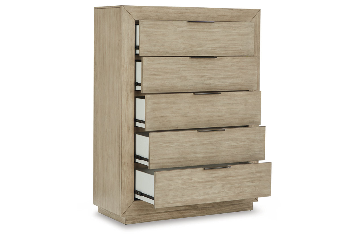 Hennington Chest of Drawers