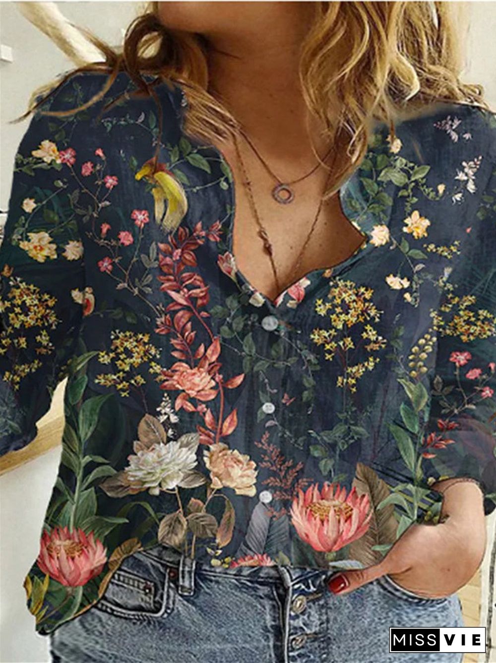 Women's Long Sleeve V-neck Button Down Floral Printed Blouse