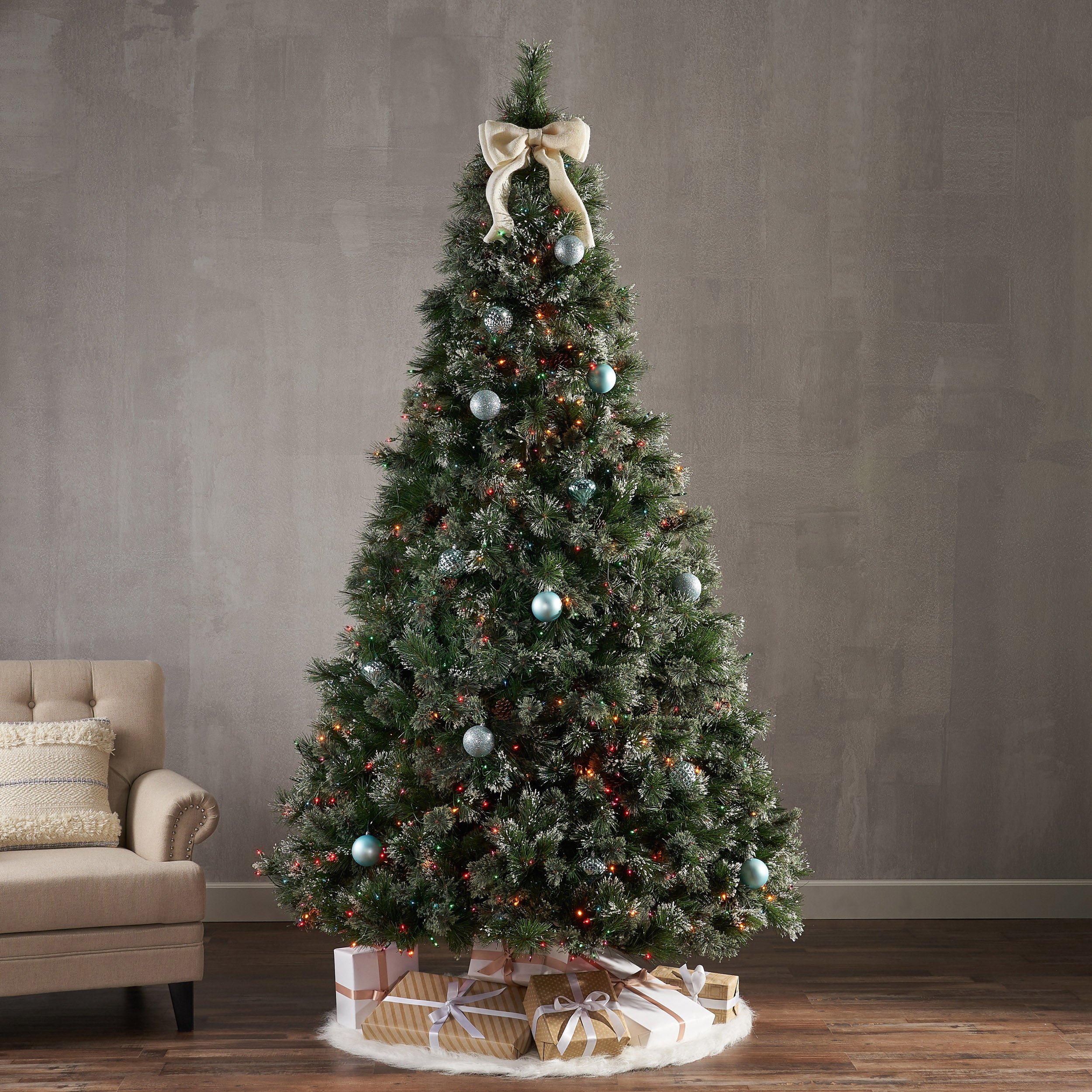 9-foot Cashmere Pine and Mixed Needles Hinged Artificial Christmas Tree with Snowy Branches and Pinecones