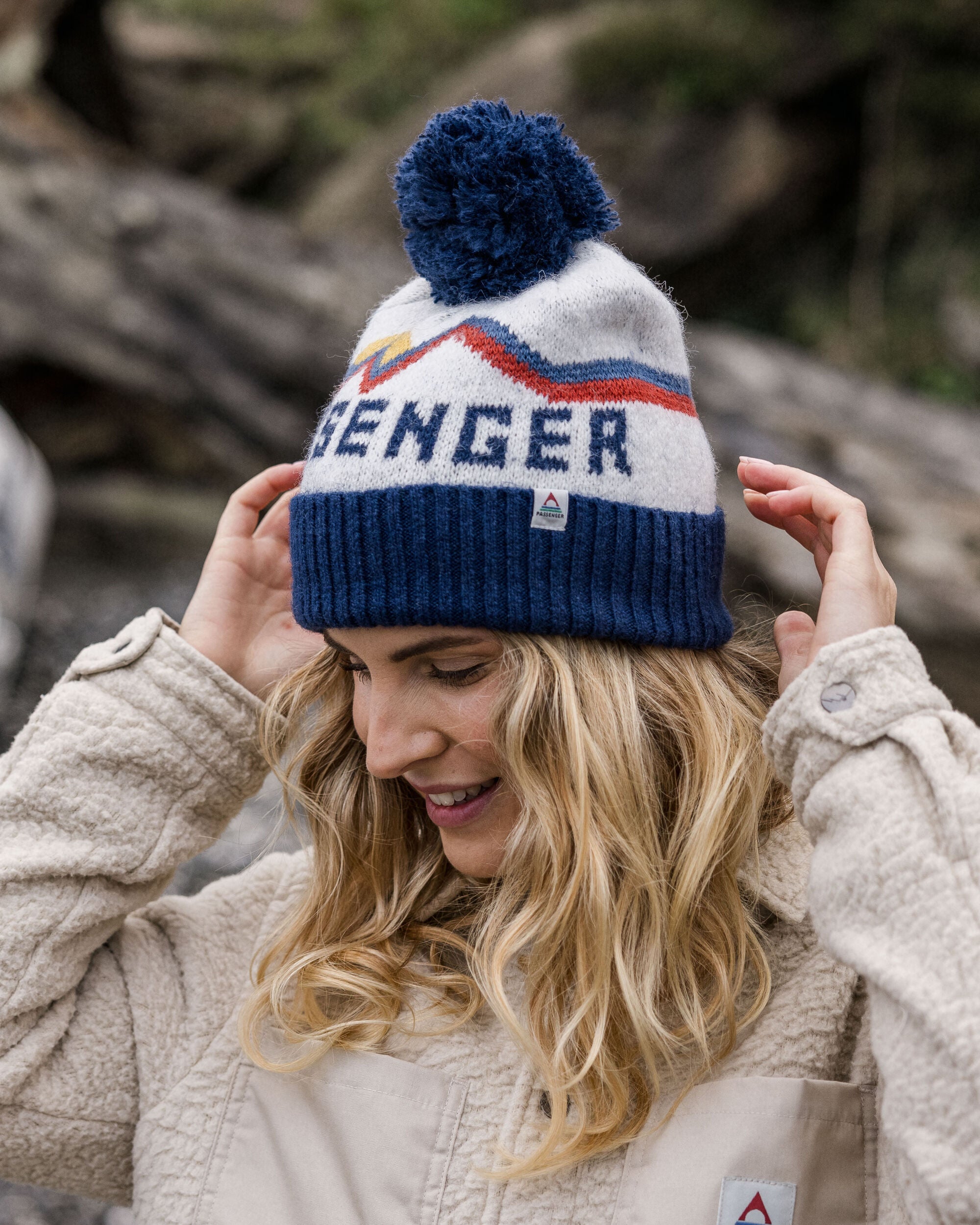 Passenger Recycled Bobble Hat - Vintage White