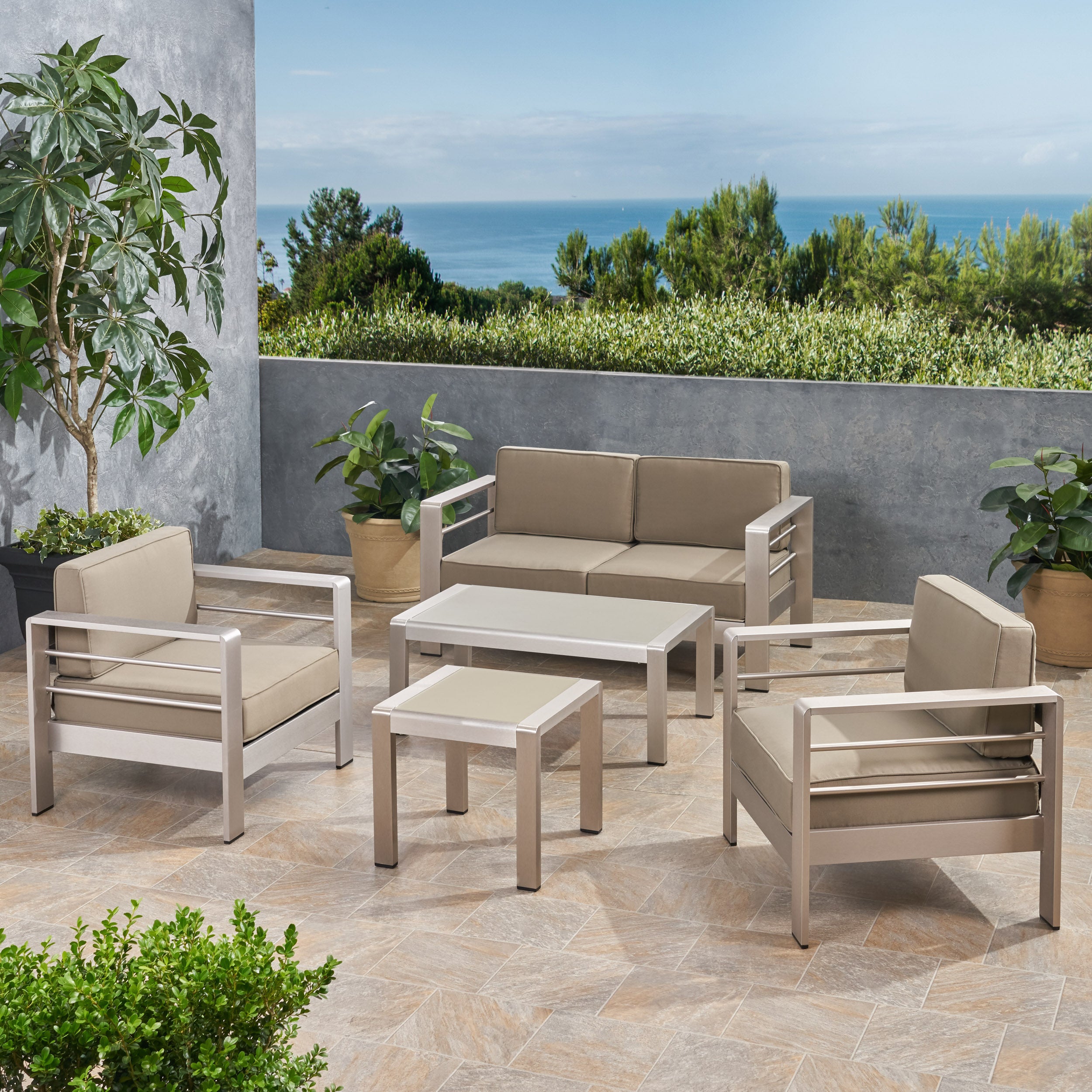 Yolanda Coral Outdoor 4 Seater Aluminum Chat Set with Side Table