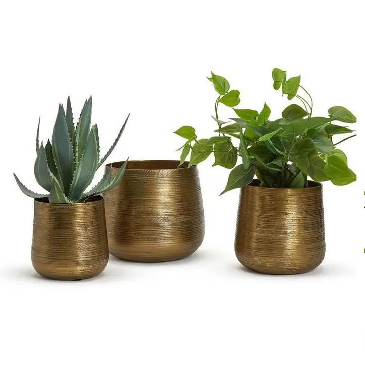 Medium Size Gold Polished Metal Planters for Garden Home Decorative Plant Custom Shape Flower Pot Luxury Floor Planter