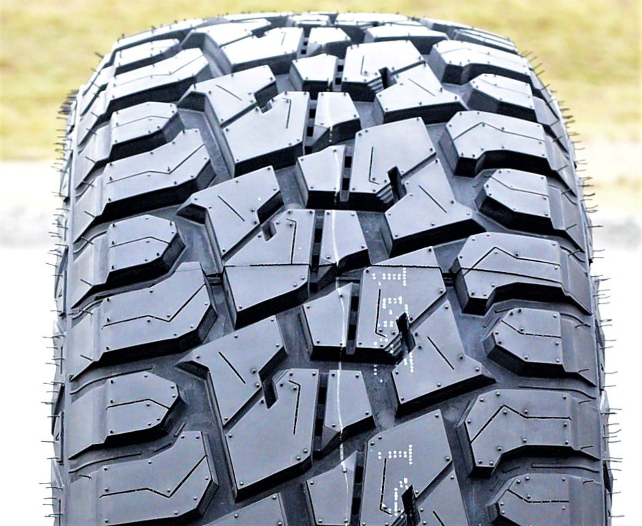 Suretrac Wide Climber RT LT 33X12.50R22 114R F (12 Ply) RT R