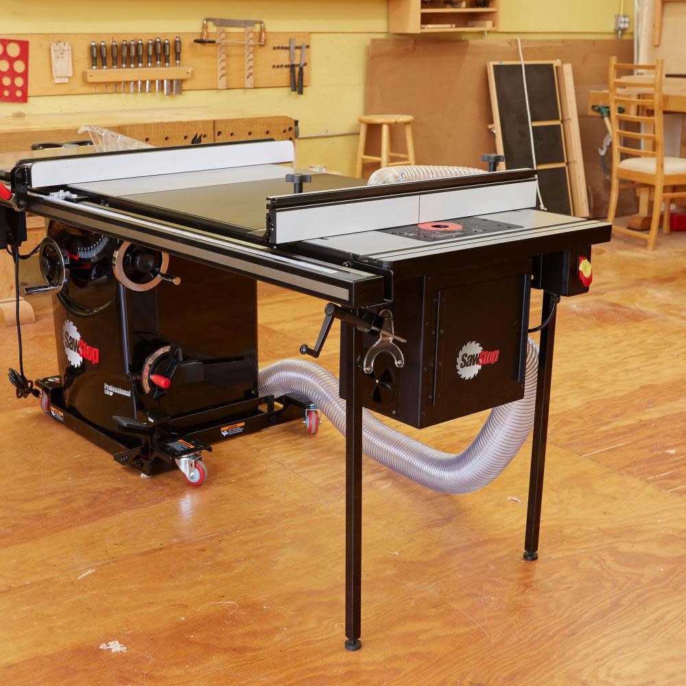 Router Table ;