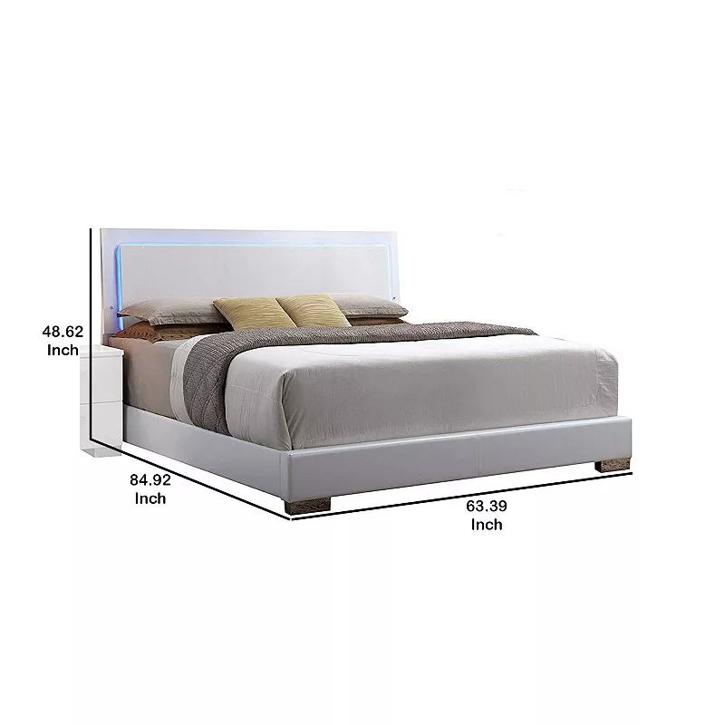 Contemporary Style Queen Size Wooden Panel Bed with Headboard， White