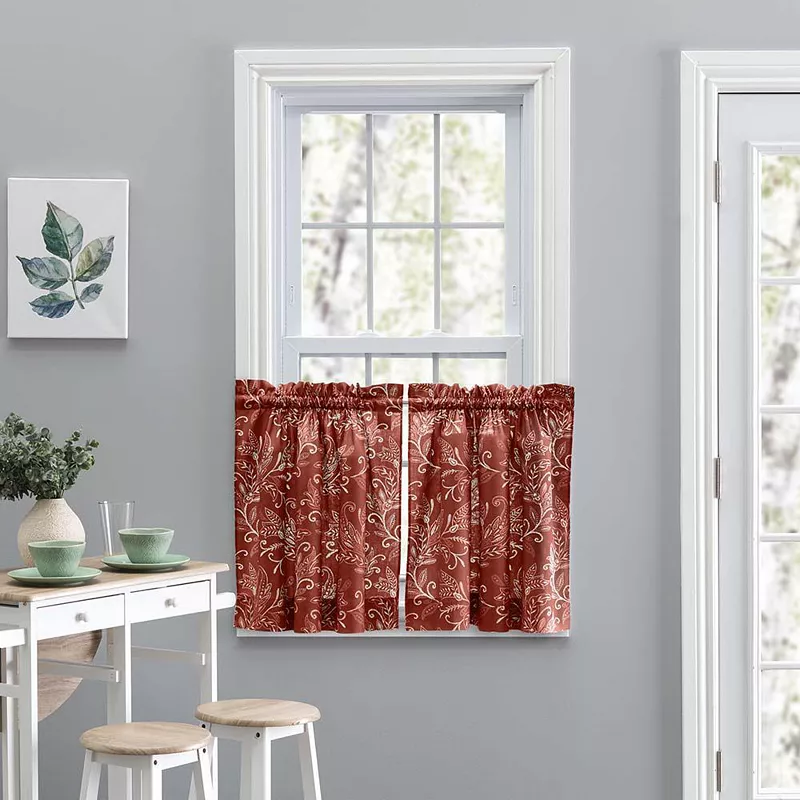 Lexington Beautiful Leaf Printed on Colored Ground Curtain Tiers