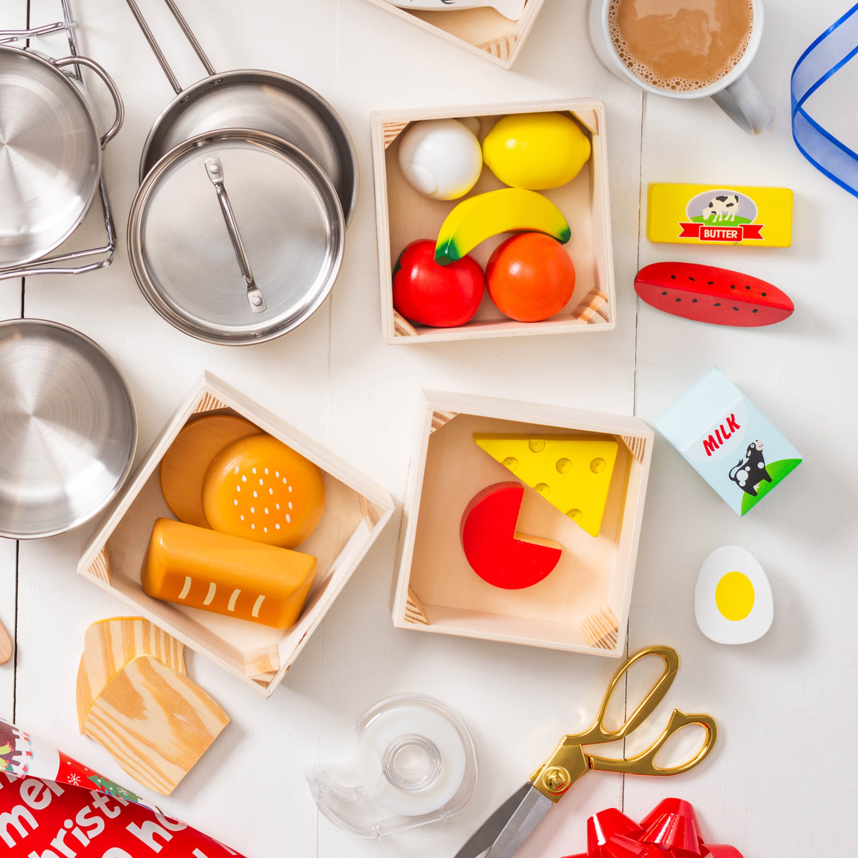 Melissa and Doug Food Groups - 21 Wooden Pieces and 4 Crates