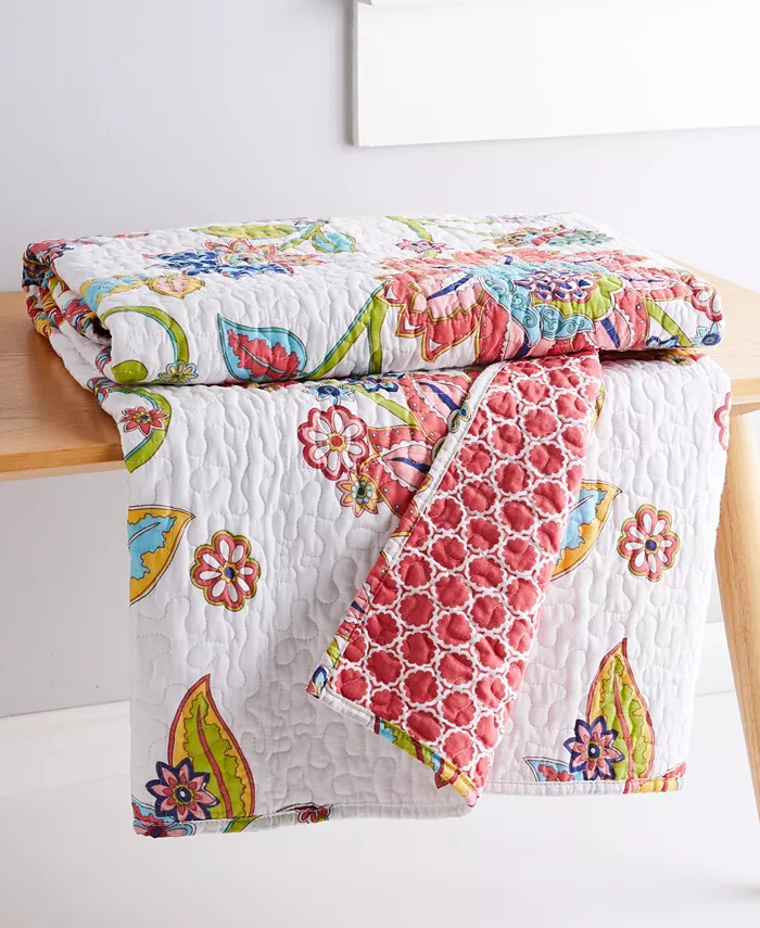 Levtex Clementine Spring Reversible Quilted Throw， 50 x 60