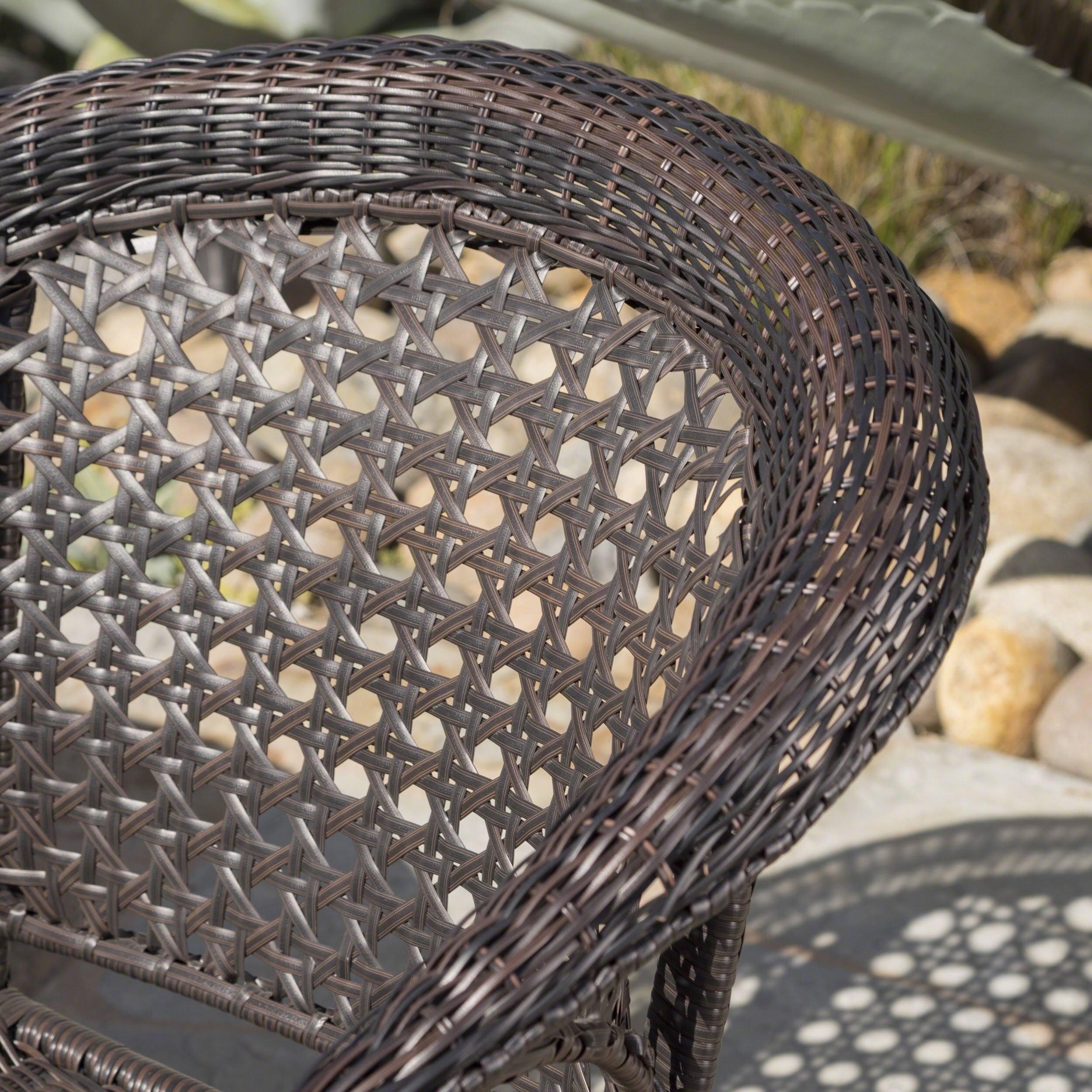 Matador Outdoor 7 Piece Multi-brown Wicker Oval Dining Set with Stacking Chairs