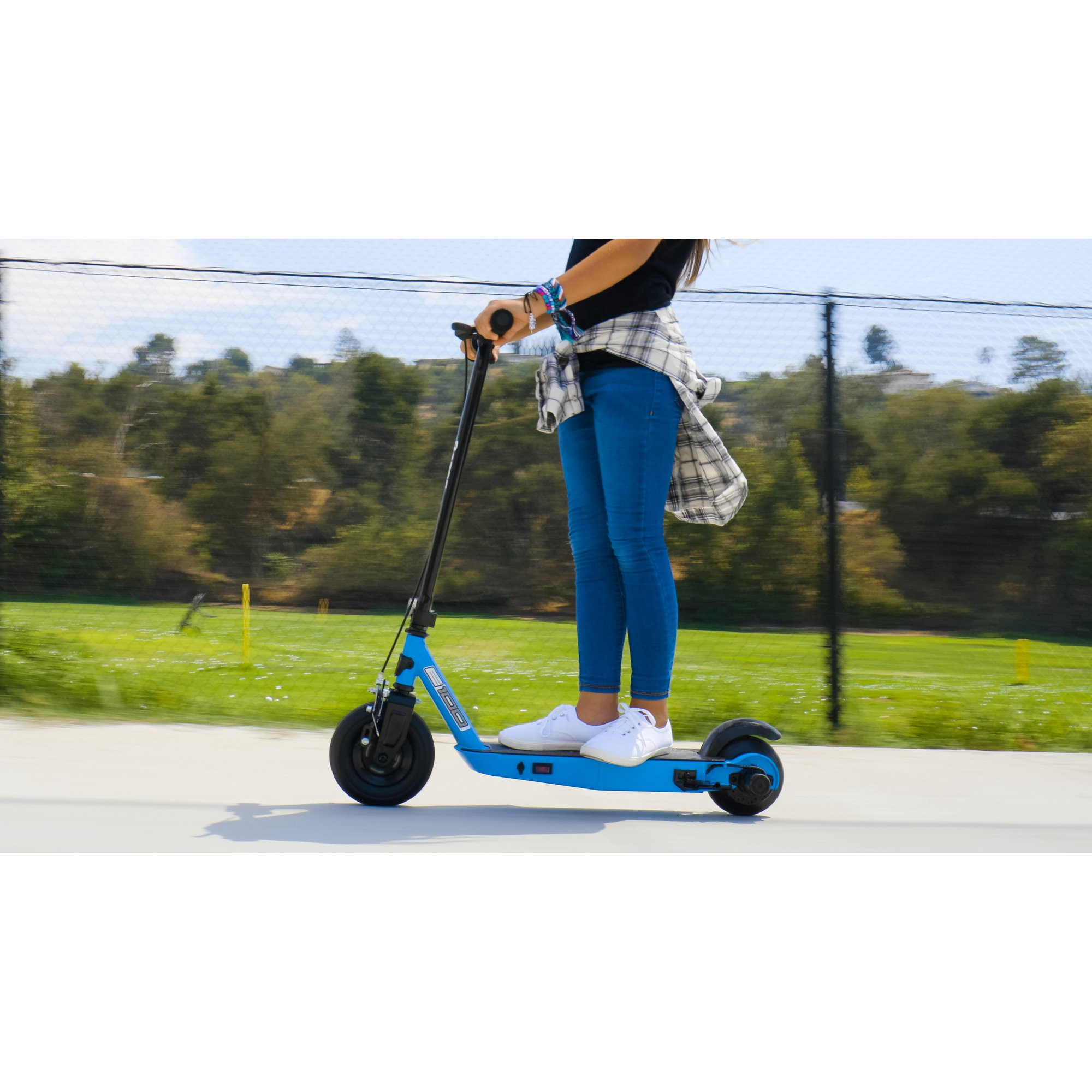 Razor Black Label E100 Electric Scooter, 8′′ Pneumatic Front Tire, 90W Power Core High-Torque Hub Motor, Blue