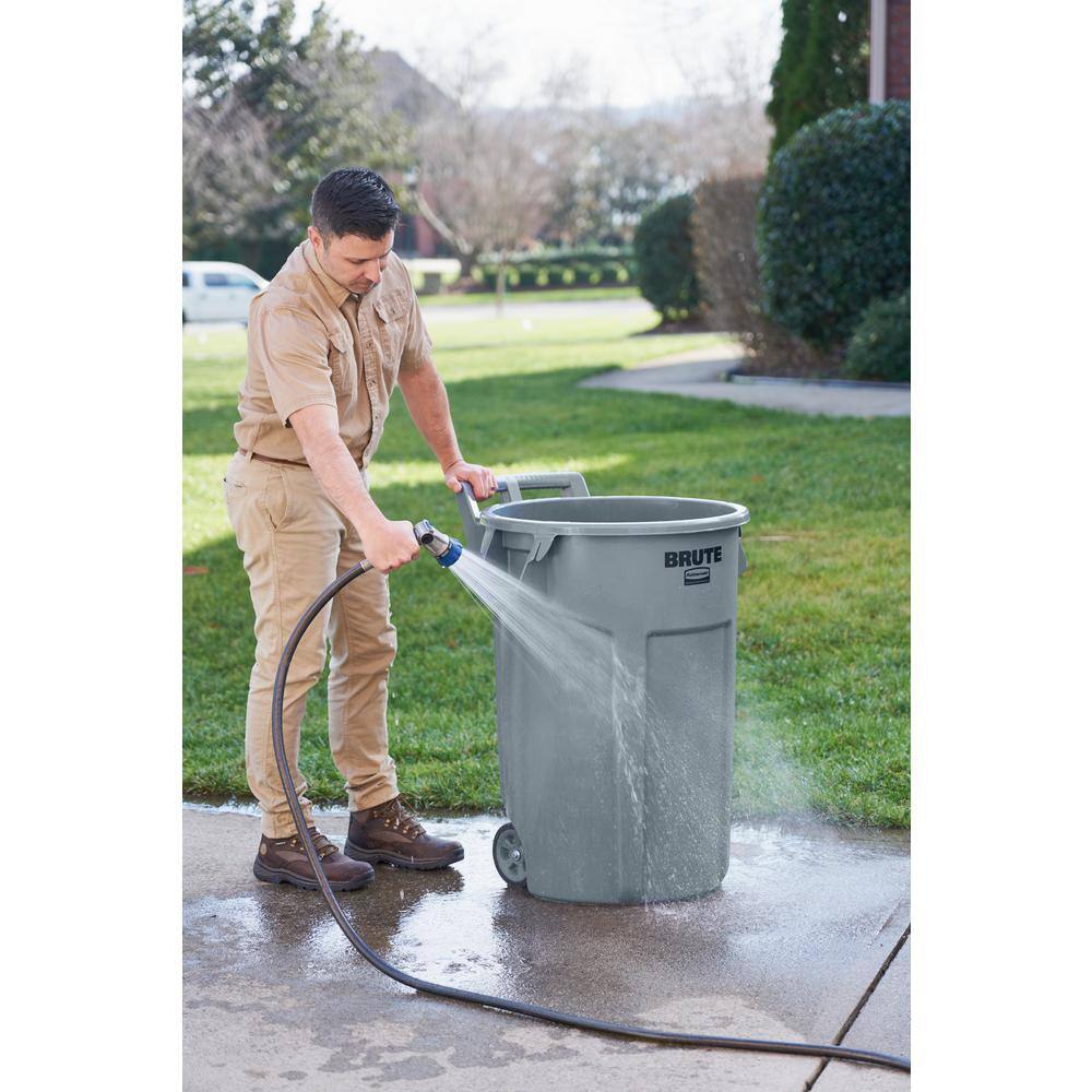 Rubbermaid Commercial Products Brute 32 Gal. Grey Round Vented Wheeled Trash Can 2179402