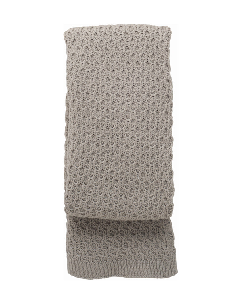 TAUPE LATTICE KNITTED THROW RUG