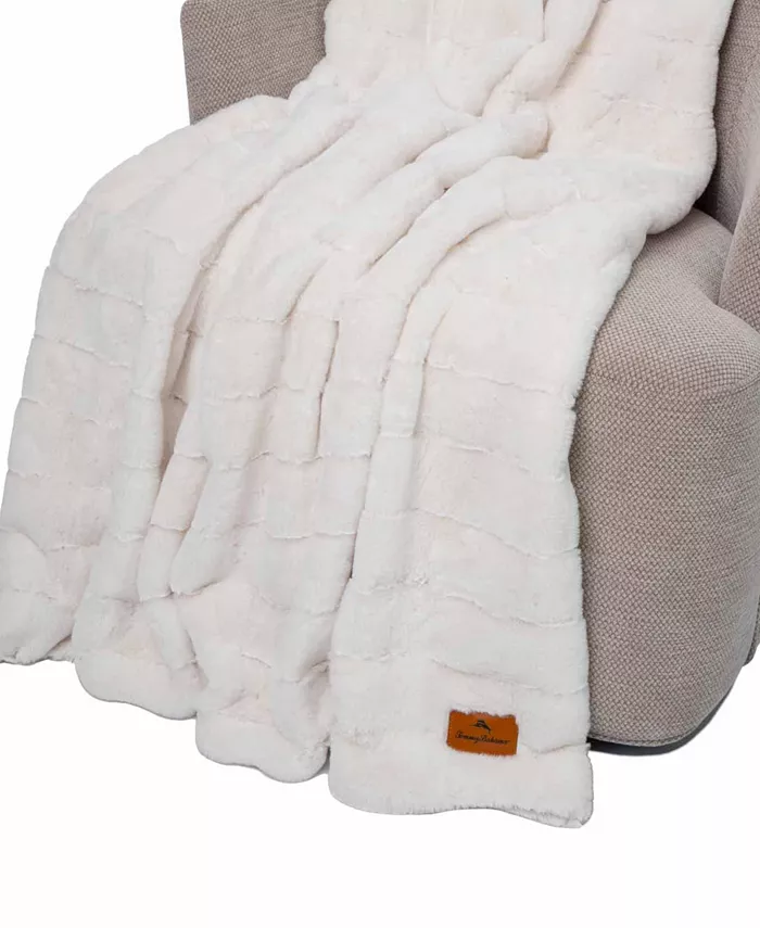 Tommy Bahama Novelty Throw Collection， Oversized Faux Fur Channel Throw， 50