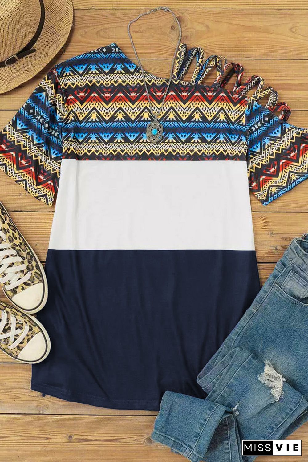 Western Geometric Color Block Cut-out Short Sleeve T Shirt