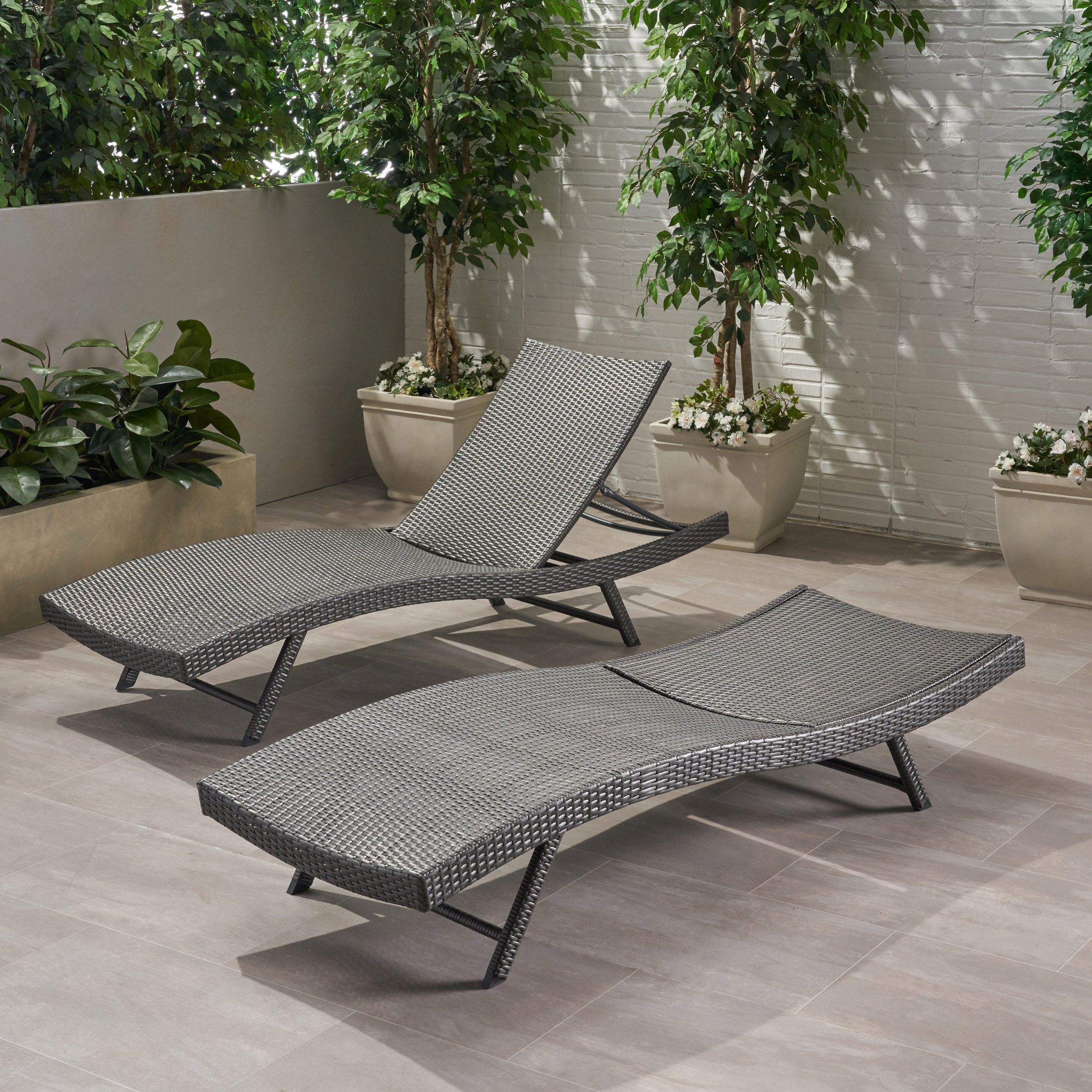 Eliana Outdoor Gray Wicker Chaise Lounge