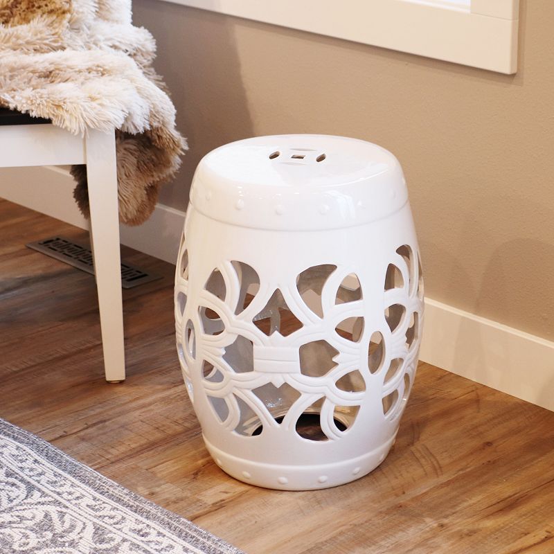 Sunnydaze 18 Modern Knotted Quatrefoil Ceramic Garden Stool