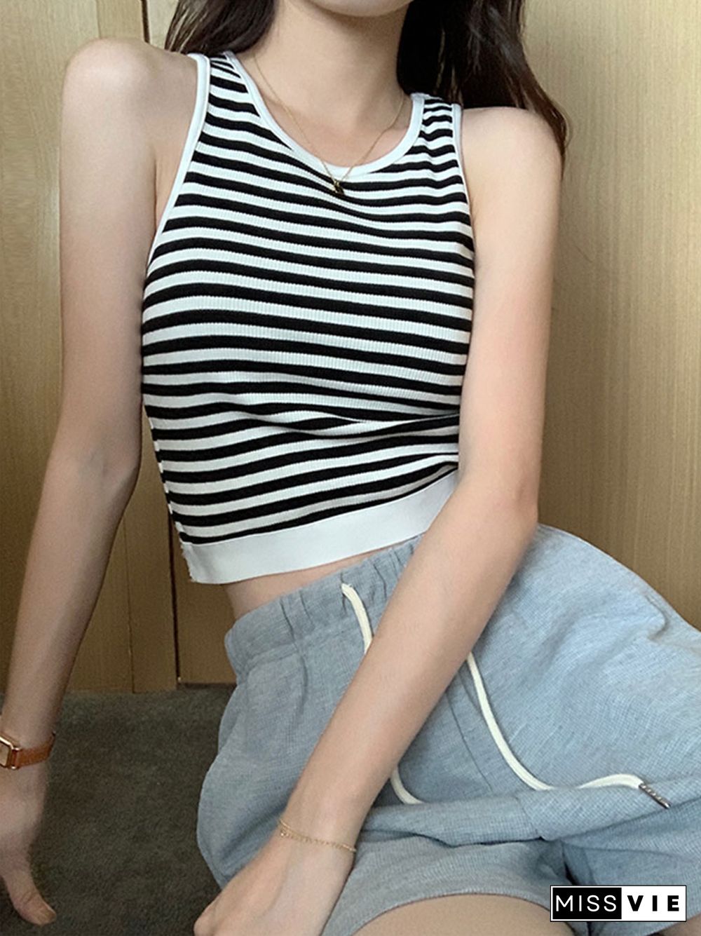 3Colors Korean Style Camisole Women Tank Top Female Summer Sleeveless Korea Slim Striped Crop Tops Womens (X2458)