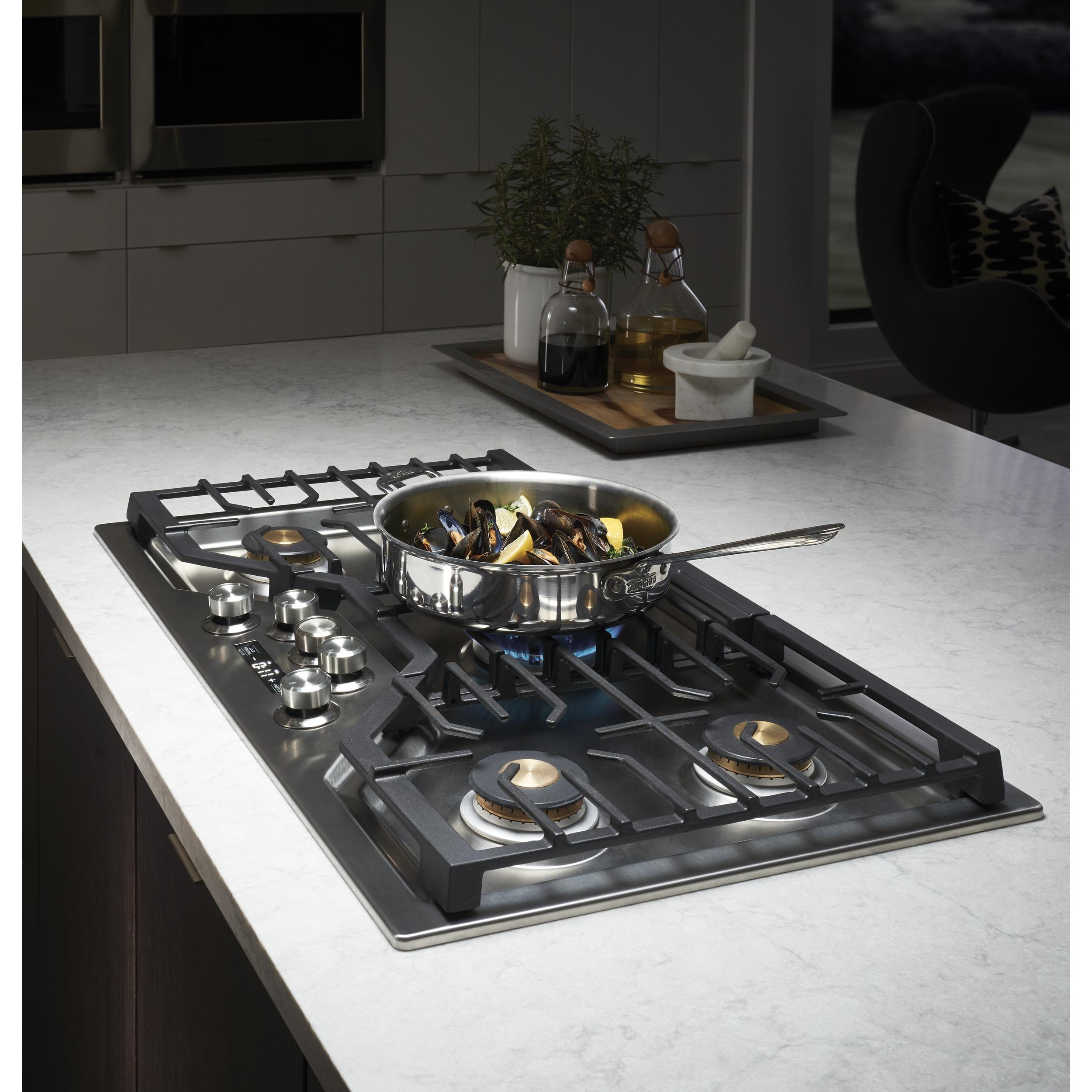 Monogram 36-inch Built-In Gas Cooktop ZGU36ESLSS