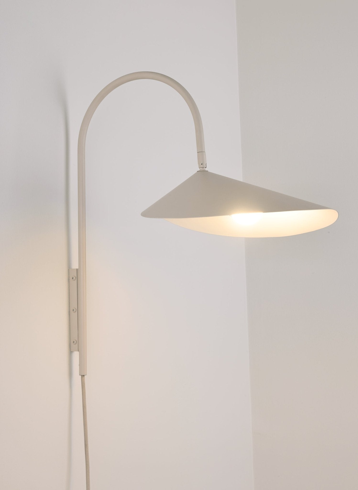 Arum Swivel Plug-in Wall Lamp