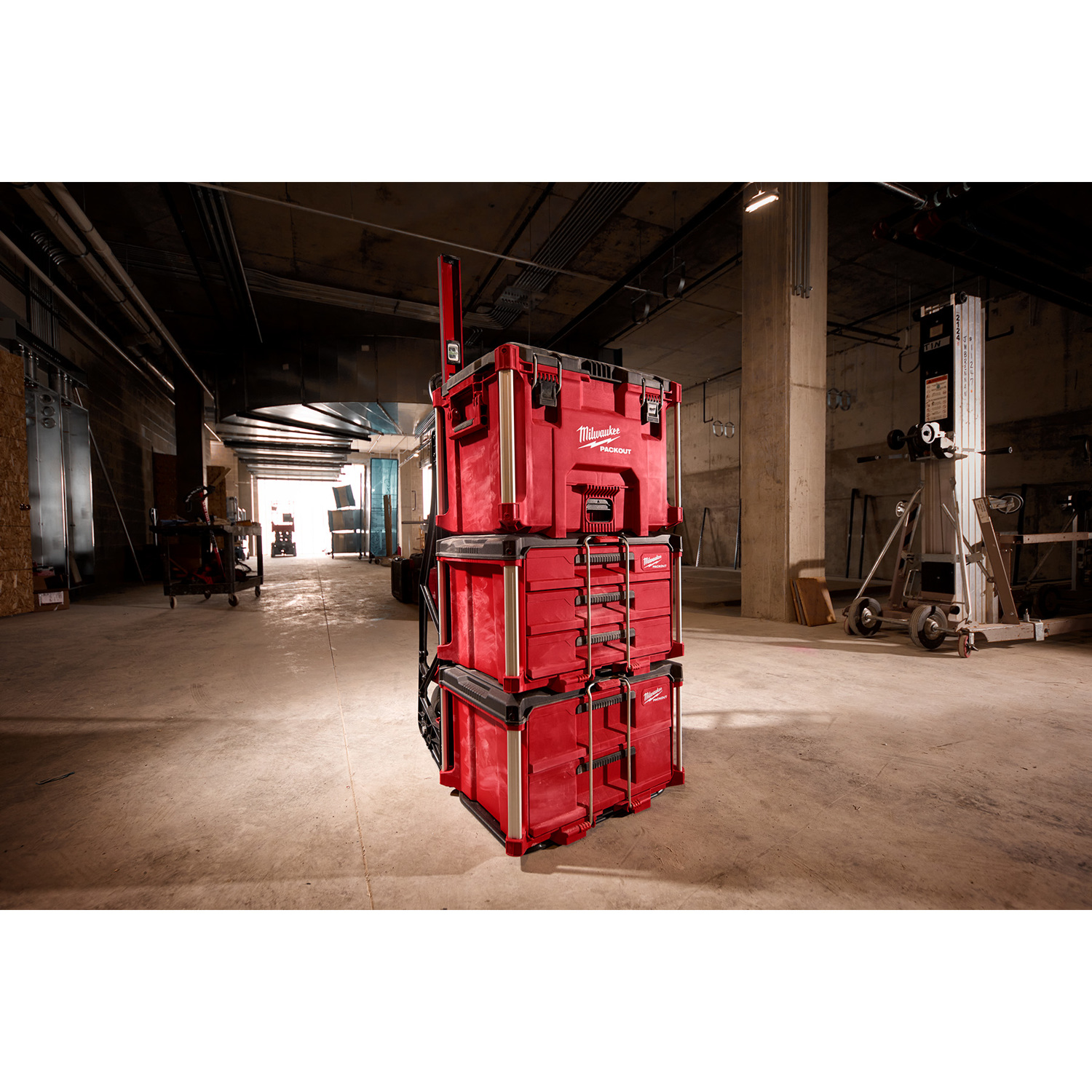 MW Packout 16.25 in. Tool Box Black/Red