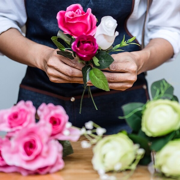 Artificial Flowers，Fake Roses with Lace for Wedding Decor