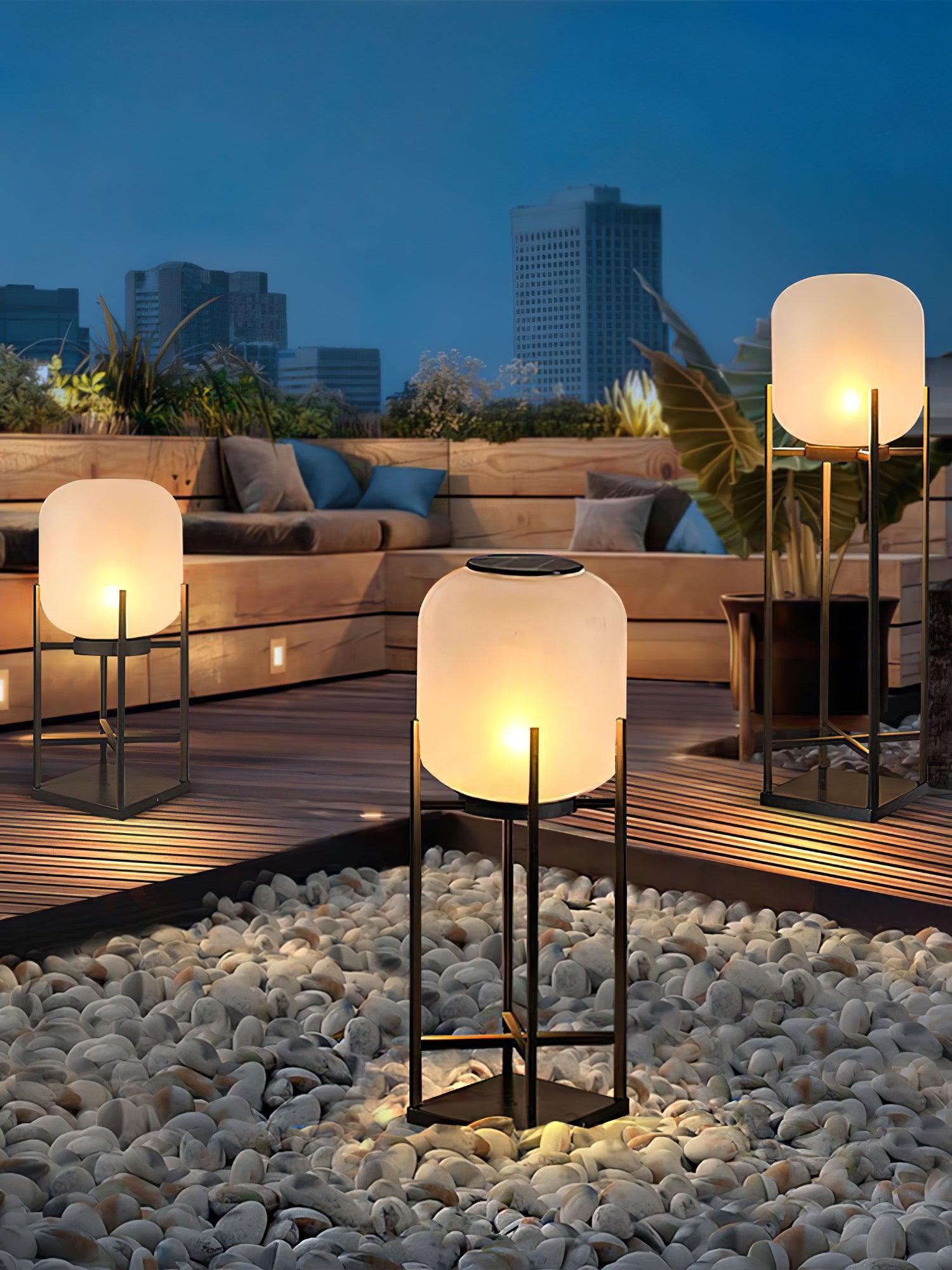 Lantern Outdoor Solar Floor Lamp