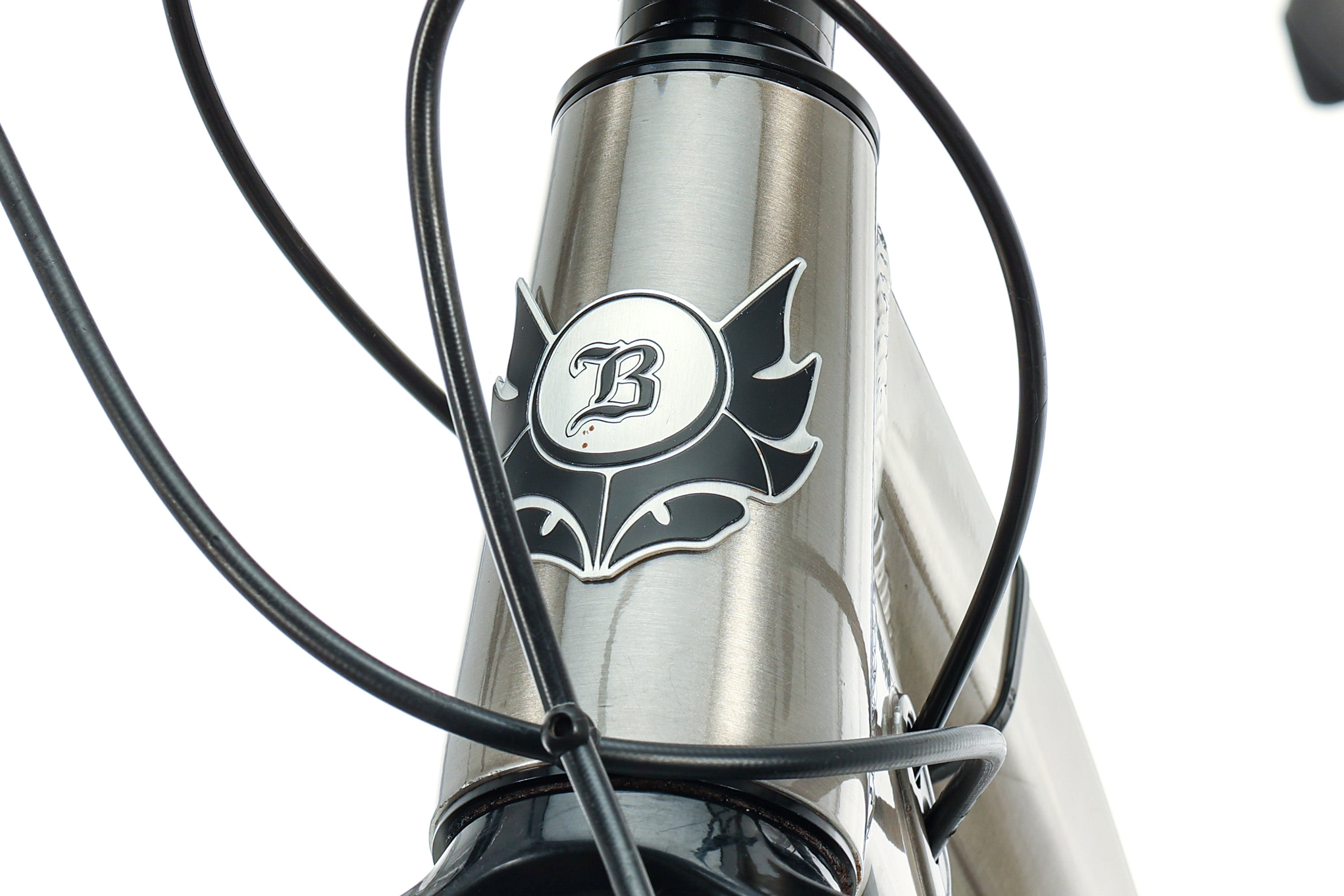Banshee Titan V3.2 Mountain Bike - 2022, Medium