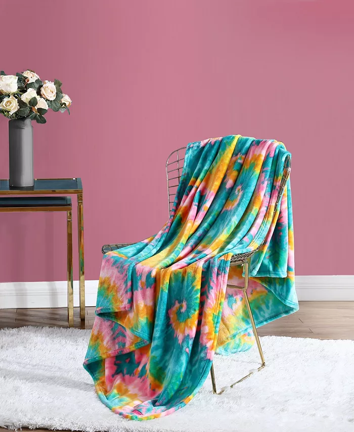 Betsey Johnson CLOSEOUT! Tie Dye Love Ultra Soft Plush Blanket  Twin