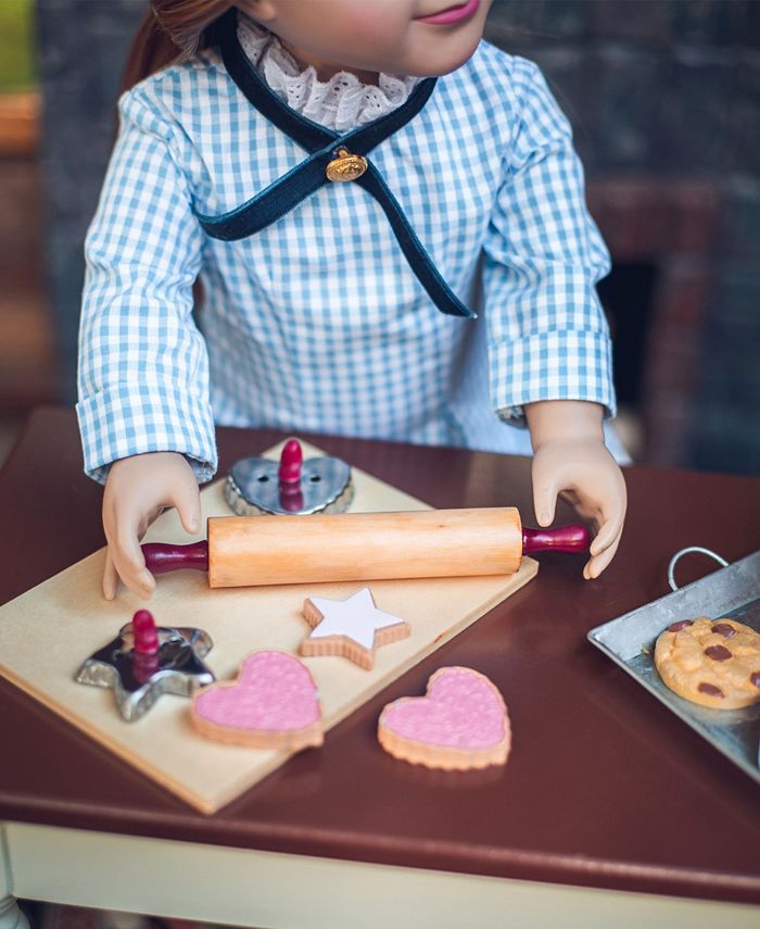 The Queen's Treasures 18 Doll Food Accessory， 16 Piece Authentic Cookie Baking Set with Cookies and Baking Tools， Compatible for Use with American Girl Dolls