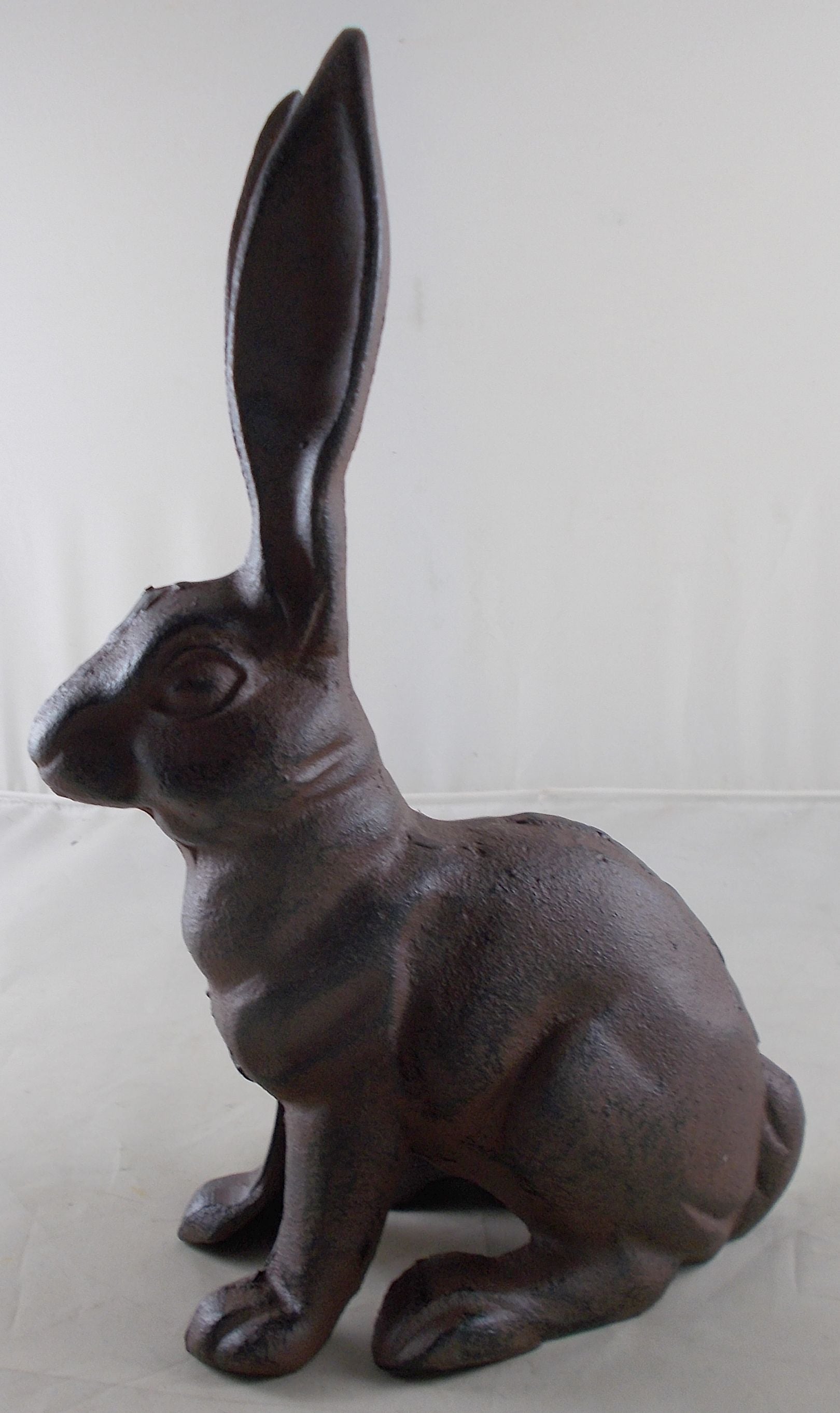 Iron Rabbit Garden Figure Lawn Statue