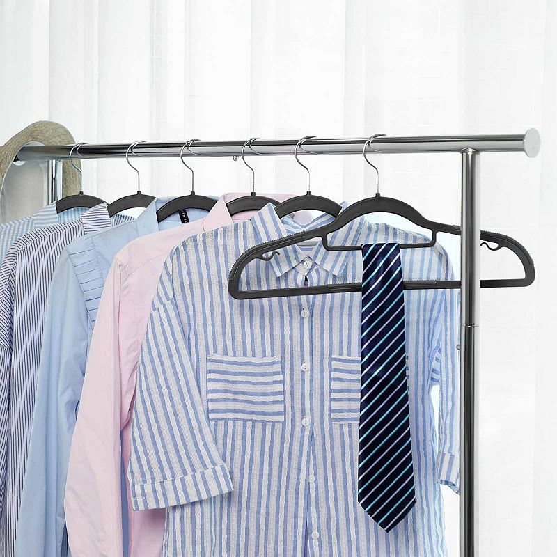 Plastic Hangers Space Saving Clothes Hangers ， Ultra Thin With Non Slip Rubber Coating