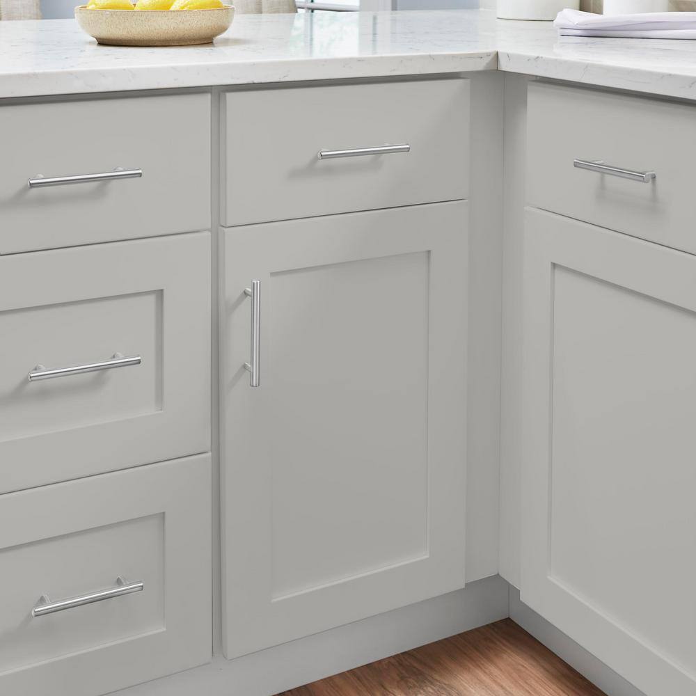 Hampton Bay Avondale Shaker Dove Gray Ready to Assemble Plywood 36 in Blind Corner Base Cabinet (36 in W x 34.5 in H x 24 in D) BBC36-G