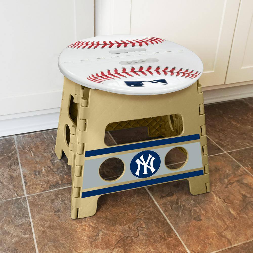 FANMATS MLB New York Yankees Plastic Folding Step Stool 24703