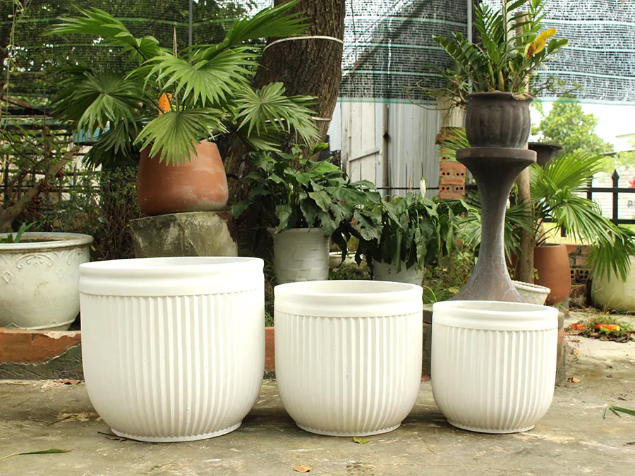 Best Selling  Concrete Pot Set Of 3 Round And Rectangle Traditional GRC Potter From Vietnam High Quality