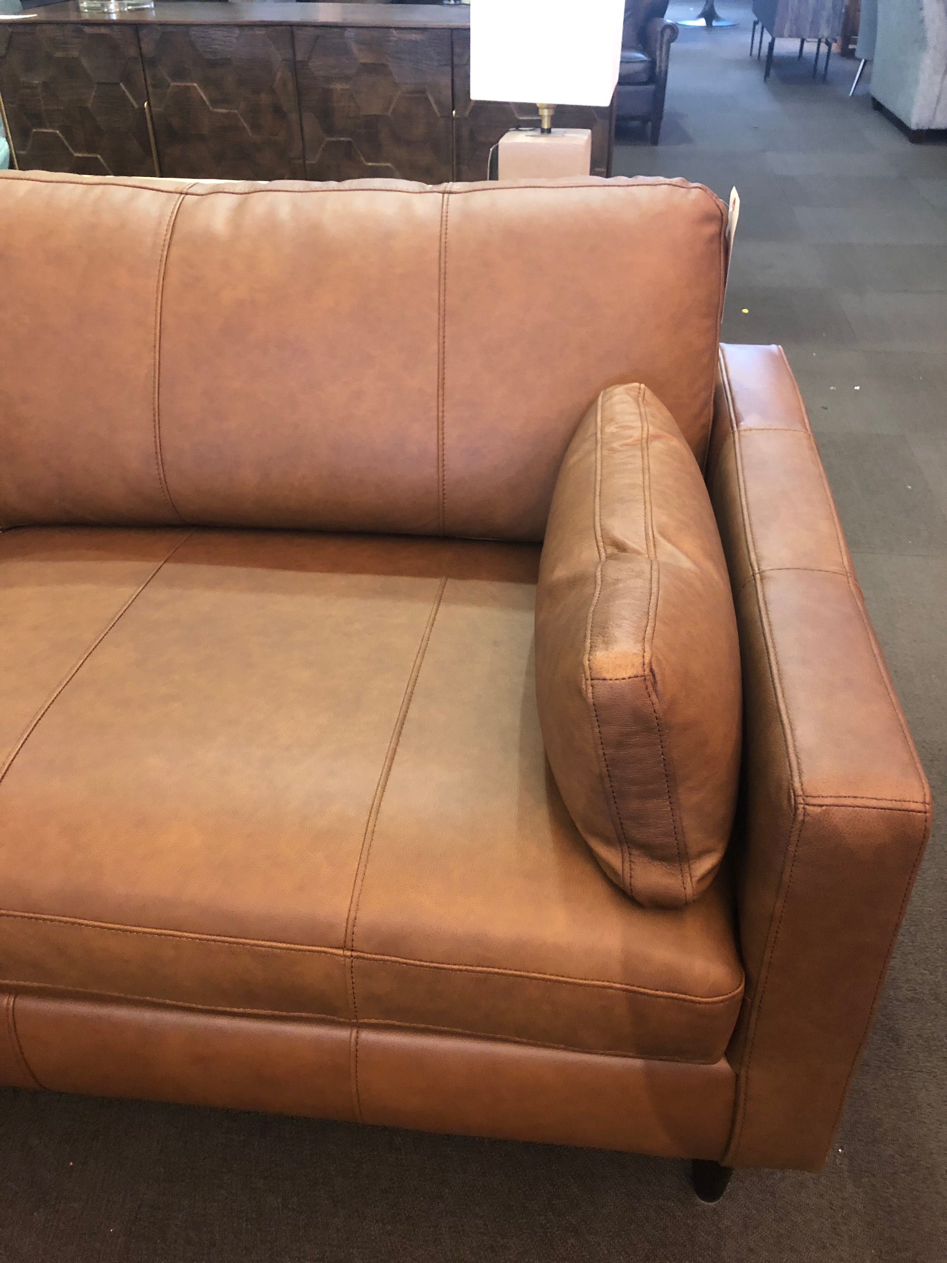 TRAFTON SOFA