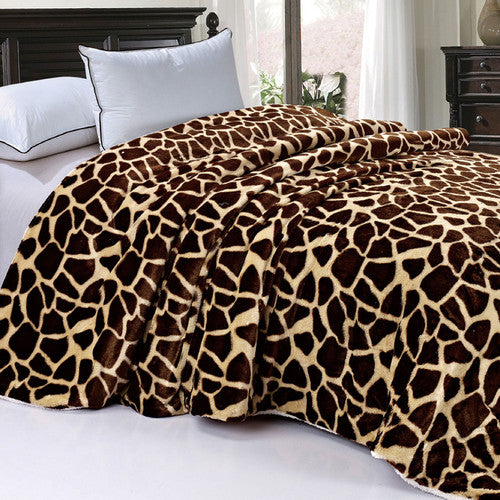 Home Soft Things Nature Faux Fur and Sherpa Backing Blanket - ML Leopard - Queen (84