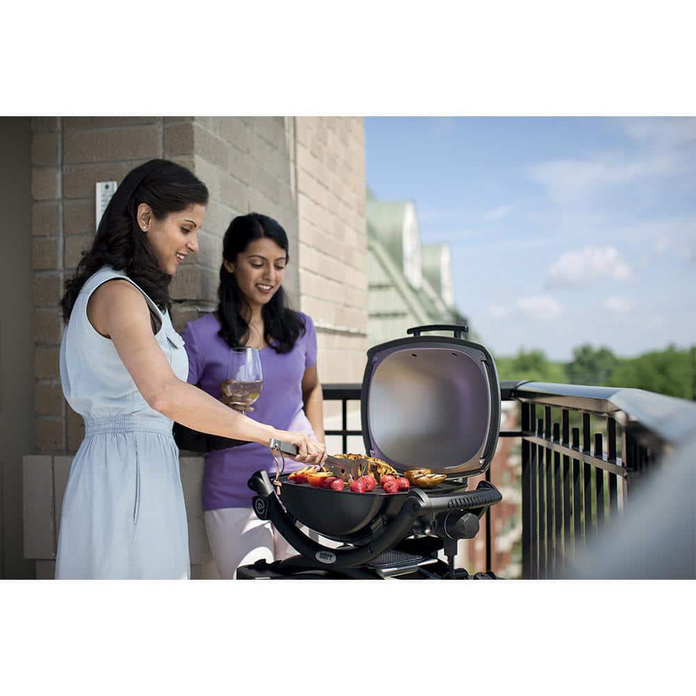 Weber Q 1400 1Burner Portable Electric Grill in Gray